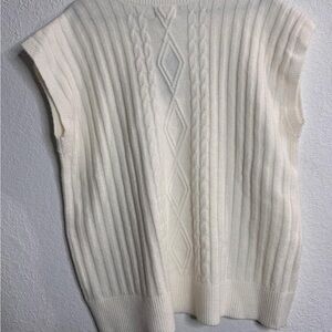 Universal Thread Cream V-Neck Sweater Vest